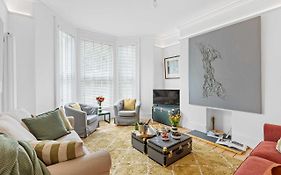 Hoe Park House, Historic Gem, Parking, Pet Friendly, Close To Stunning Coastline & Eateries